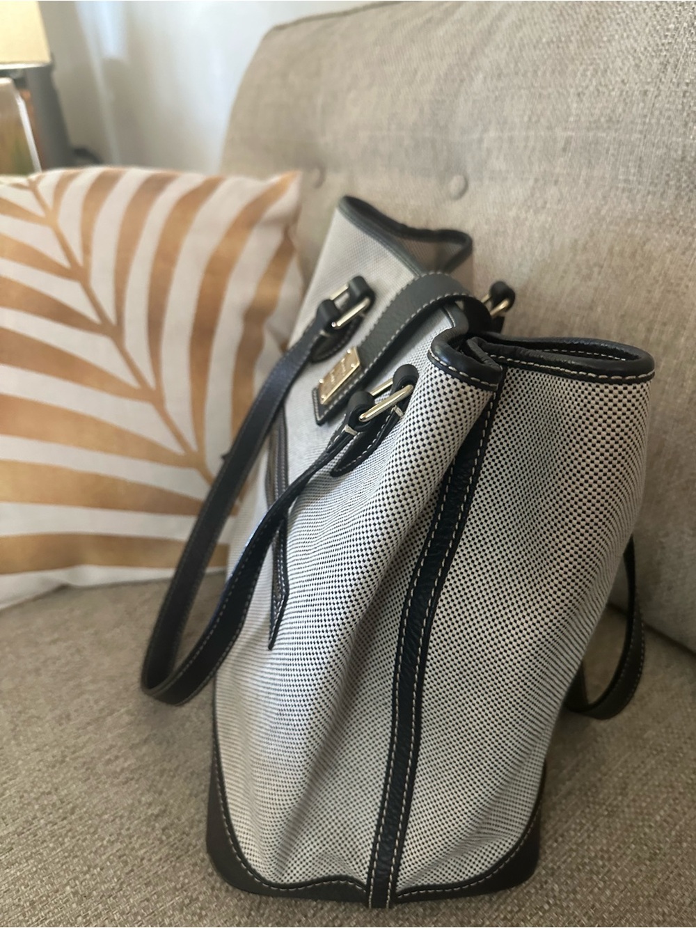 Dooney & Bourke Cabriolet Woven Shopper Tote Black White Leather Trim - Picture 6 of 16